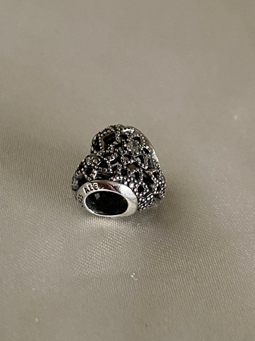 Pandora Blooming Heart charm 796264CZ
