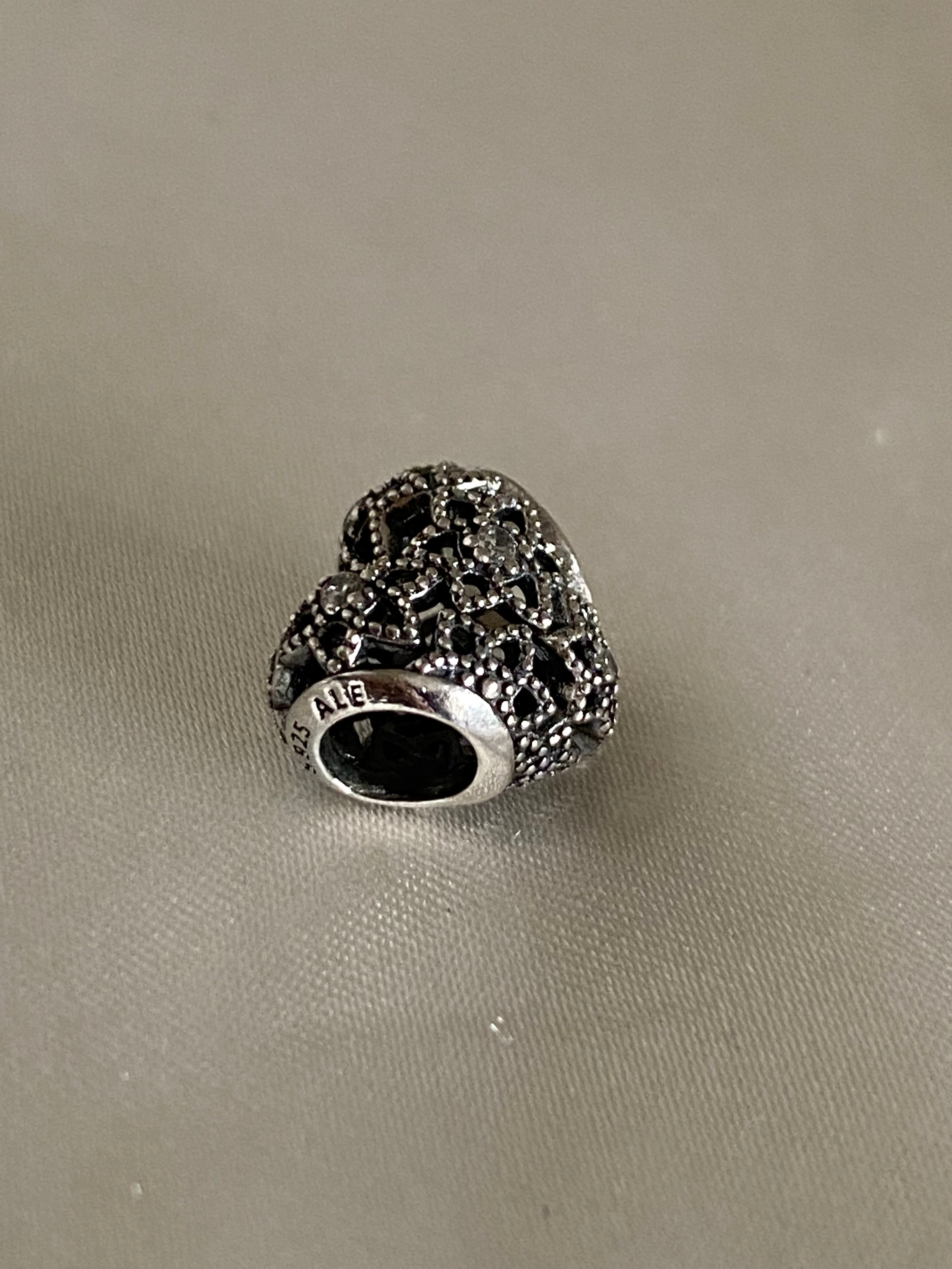 Pandora Blooming Heart charm 796264CZ