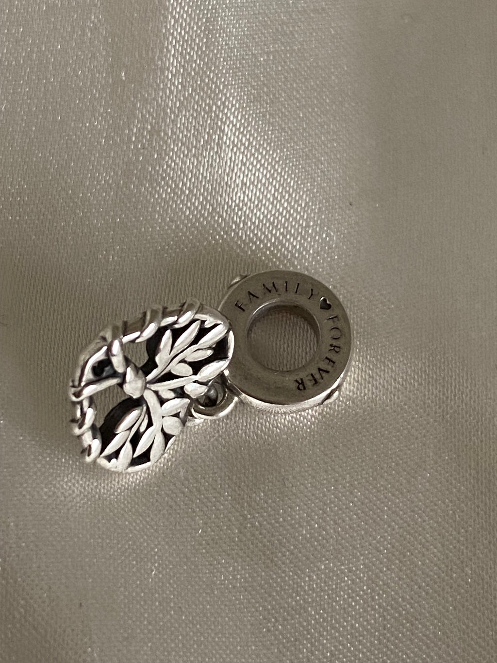 Pandora Heart Family Tree Dangle Charm, 799149C00