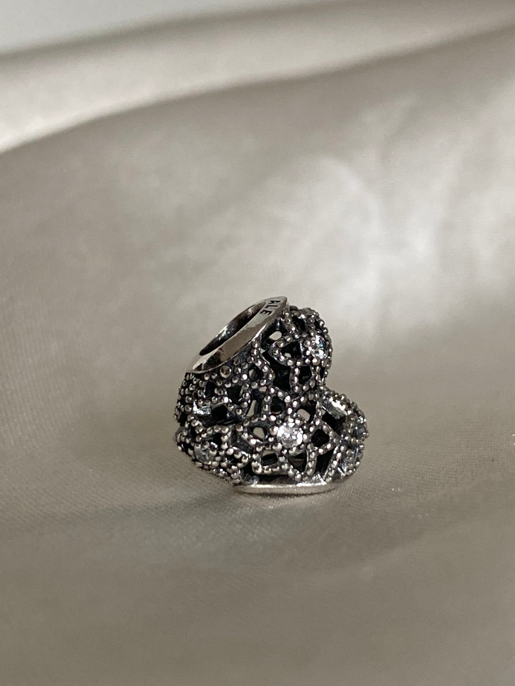 Pandora Blooming Heart charm 796264CZ