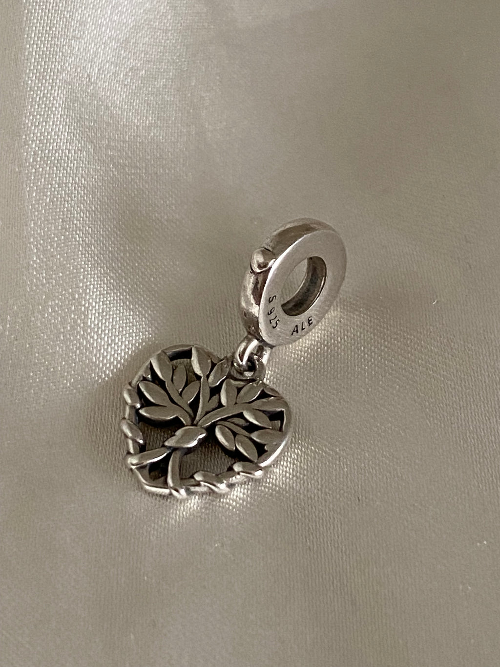 Pandora Heart Family Tree Dangle Charm, 799149C00