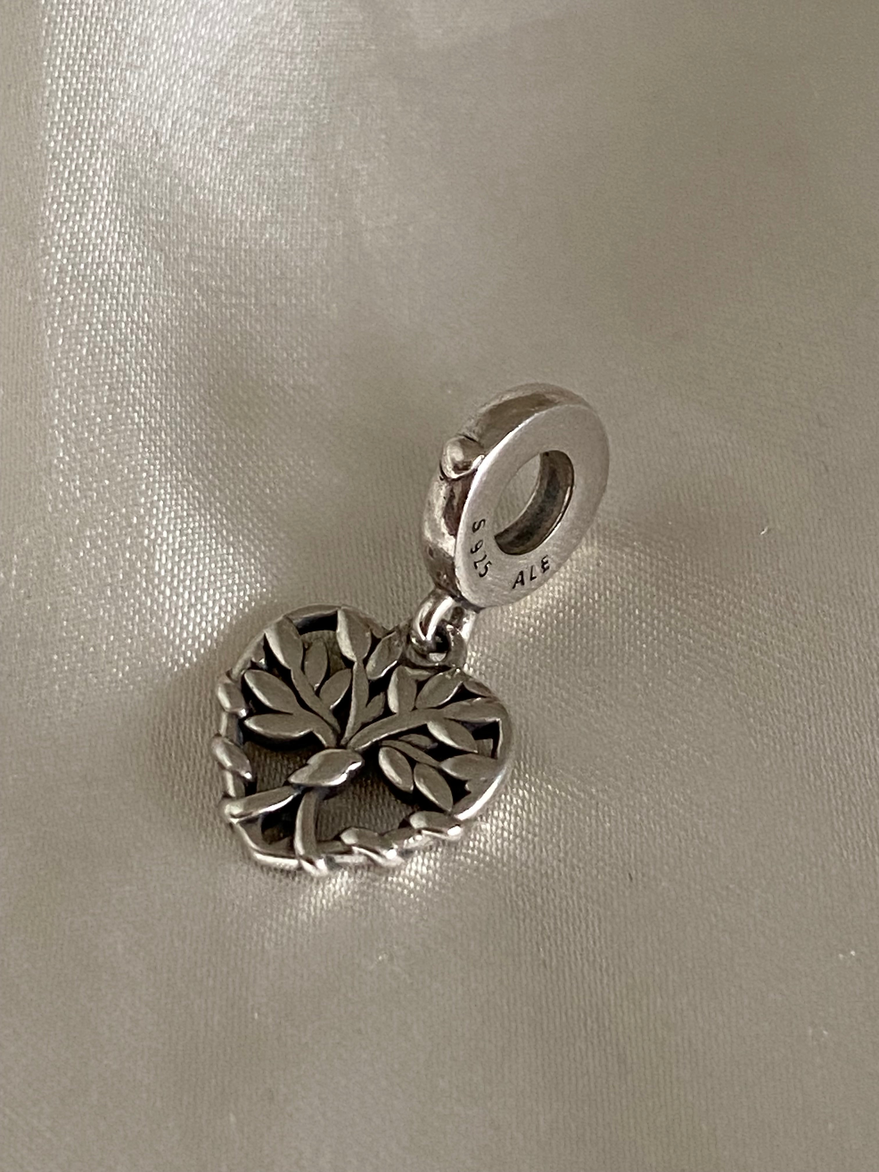 Pandora Heart Family Tree Dangle Charm, 799149C00