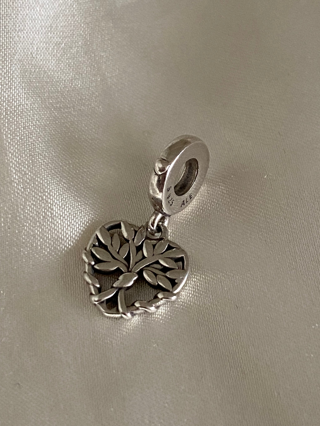 Pandora Heart Family Tree Dangle Charm, 799149C00