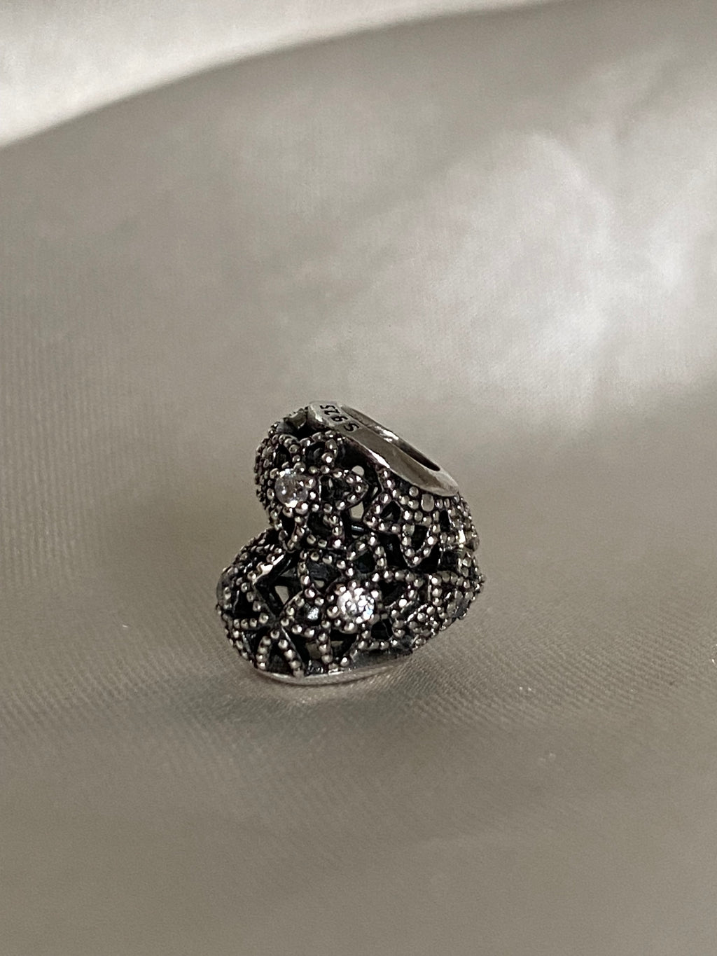 Pandora Blooming Heart charm 796264CZ