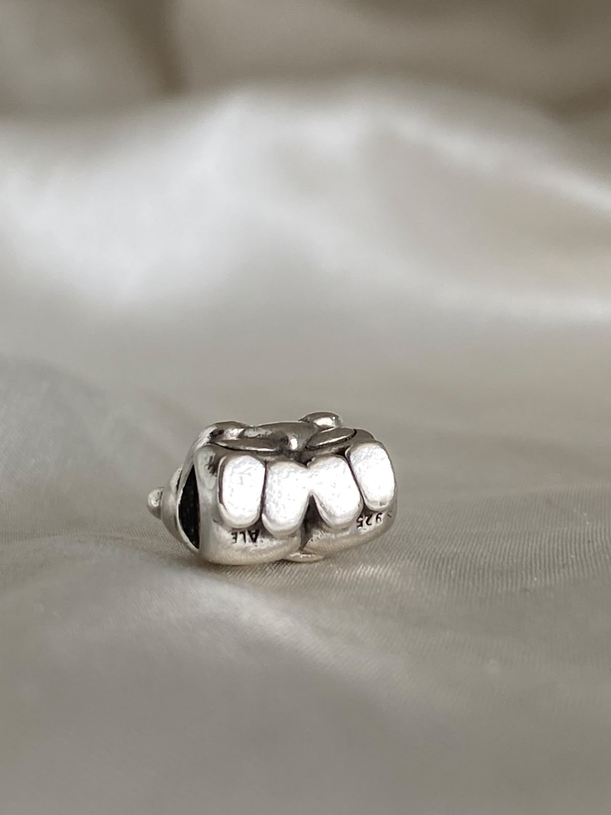 Pre-owned Pandora "Best Buddies / Best Friends" teddy bear charm,  792151, Sterling Silver