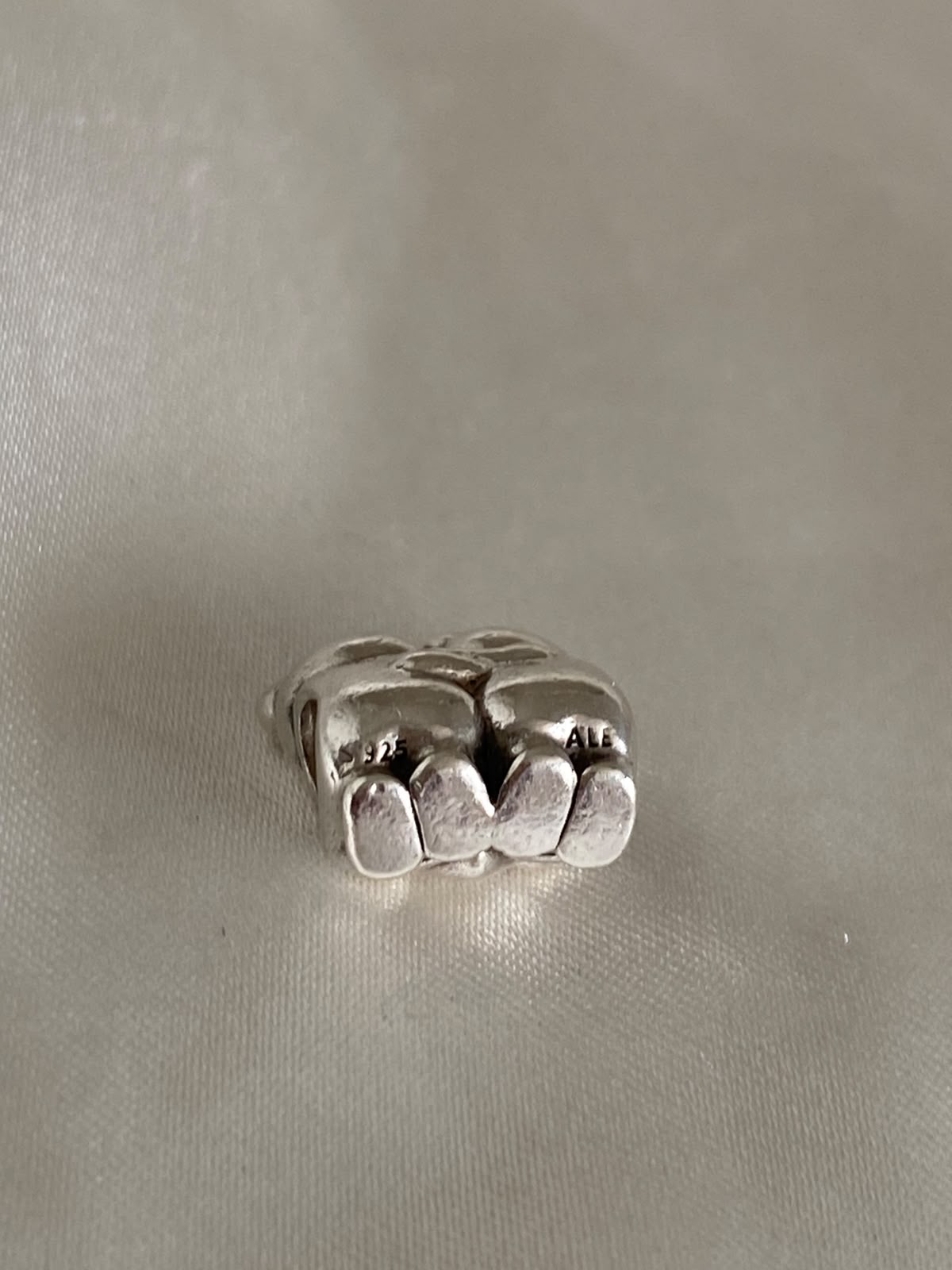 Pre-owned Pandora "Best Buddies / Best Friends" teddy bear charm,  792151, Sterling Silver