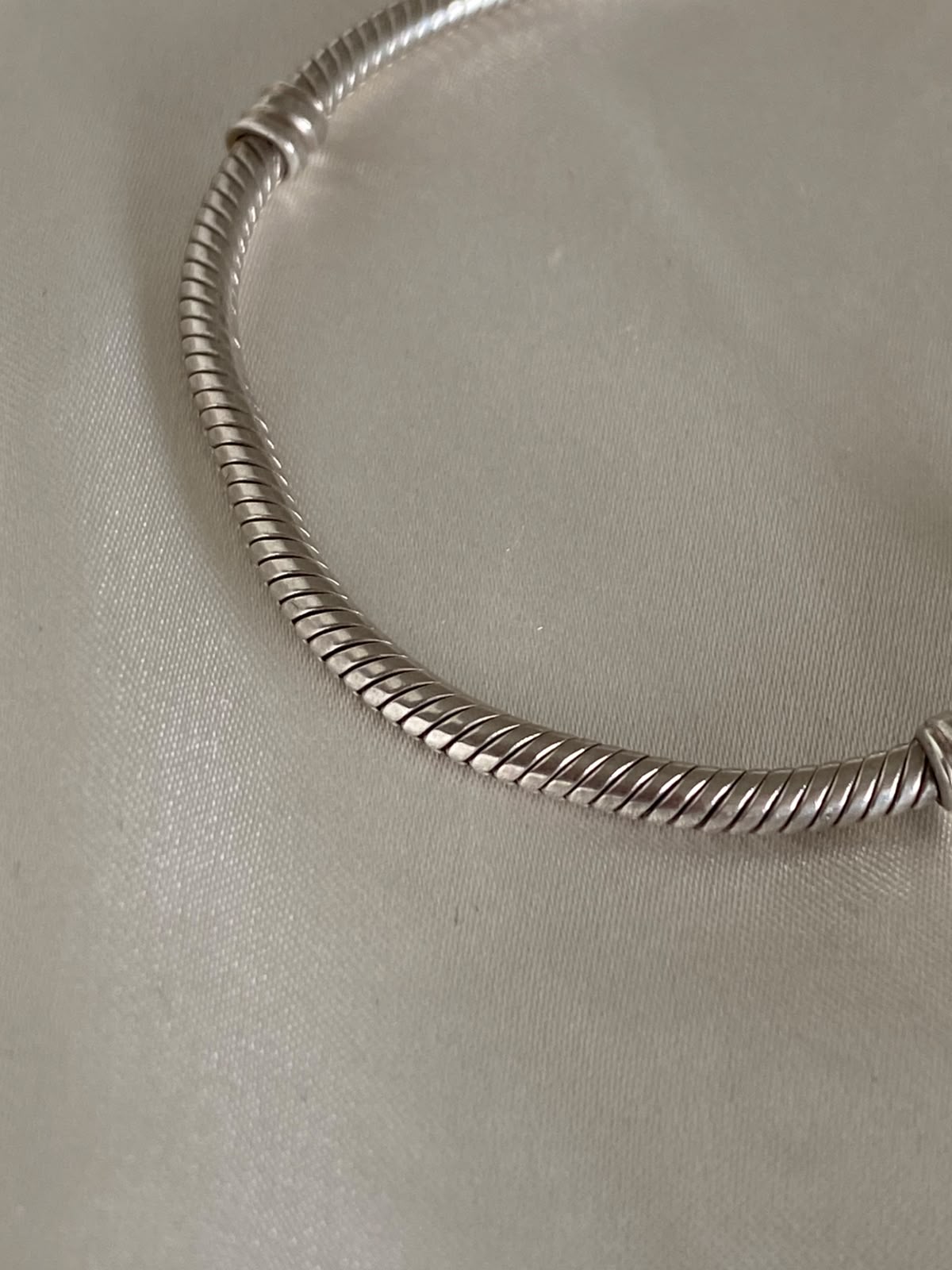 Pre-owned Pandora Moments Heart Clasp Snake Chain Bracelet, 590719, Sterling Silver 21.cm long